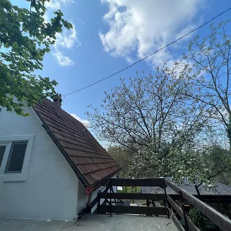 Vikendica Devojacki Bunar F&n Gila Tatil Evi *